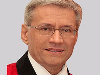 МС предлага проф. Стефан Костянев за орден „Св. Св. Кирил и Методий“