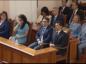 Гласуваха недоверие на правителството