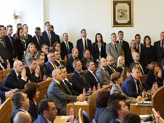 9 лечебни заведения в София ще изследват безплатно за хепатит С