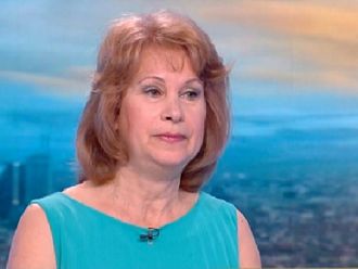 Проф. Христова: Вярвам, че хората ще се вразумят и ще се започнат отново да се ваксинират