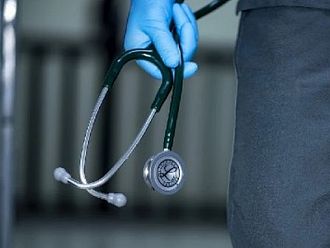 Стачки на лекари в Турция след убийството на техен колега