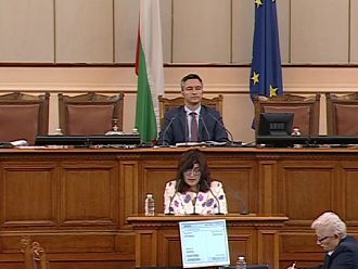 Обсъжда се вариант за доброволно даряване на помещенията, предвидени за ФСМП-Раднево