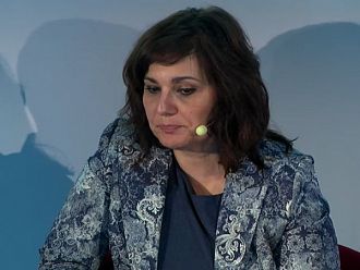 МЗ бори кадровата криза с по-високи заплати и благоприятни условия за работа