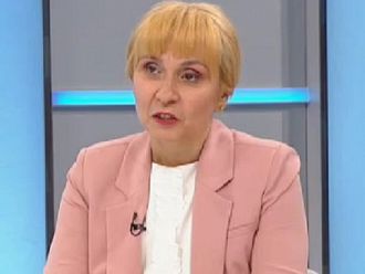 Омбудсманът: Трябва да се върнат бонусите за медиците на първа линия