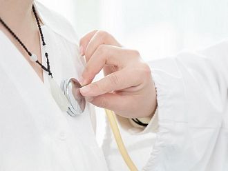 МОН предлага още 50 места за обучение на медсестри в МУ-София