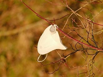 Без маски в градския транспорт от днес