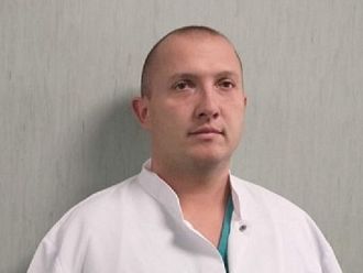 Вдигнаха на крака 90-годишна жена с вертебропластика в УМБАЛ „Св. Анна“