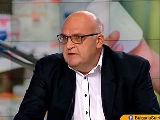 Д-р Брънзалов: Няма никаква опасност от хаос, ако рецептите се издават и на хартия, и електронно