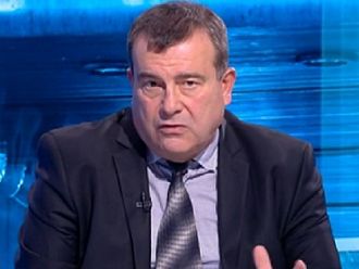 Д-р Димитър Петров: Не е ясно защо „белите“ рецепти трябва да са електронни, а „жълтите“ и „зелените“ - не