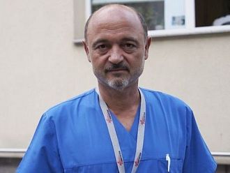 Бързи производства и законови промени заради агресията над медици поиска министърът