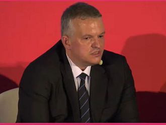 Доц. Тонев: Здравната ни система е изправена пред задачата да лови маймуни с трици