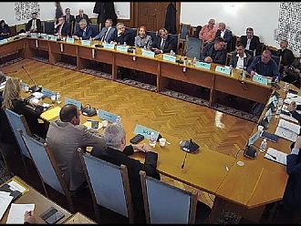 Здравната комисия ще посредничи между ръководството на НЗОК и съсловните организации (Обновено)