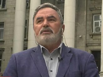 Доц. Кунчев: Планира се доставка на още 3000 дози противогрипна ваксина