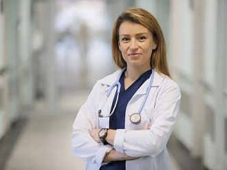 Д-р Славена Стоянова: Добрата комуникация с пациента е ключова за изграждането на доверие