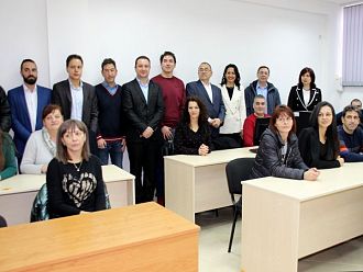 Започна първият курс за професионално обучение на парамедици в МУ Пловдив