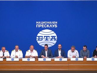 Гвоздейков: До 17 февруари ще бъде избран доставчик на медицински хеликоптер под наем