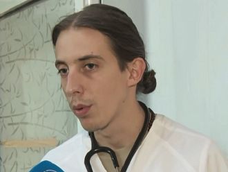 Мъжът, разбил врата на Спешното в Кюстендил, се ядосал на пациент, а не на медиците
