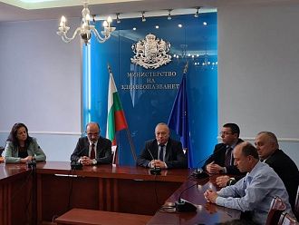 МЗ: Базите на медицинските хеликоптери ще са в Плевен и София