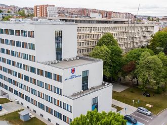 МОБАЛ-Велико Търново търси спешно хирурзи и специализанти