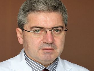 Проф. Иванов към медиците: Гордея се с вас и ви благодаря