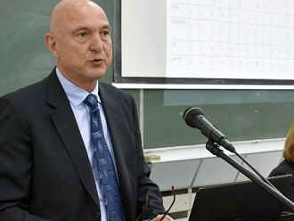 Проф. Мазнев: Ще подготвяме медицински сестри, абсолютно конкурентноспособни за пазара на труда