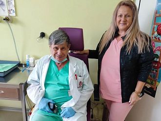 Детското УНГ отделение на ИСУЛ вече разполага с нов универсален стол за прегледи