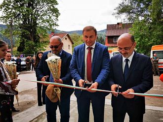 Министър Меджидиев откри филиал на Спешна помощ в гр. Сърница
