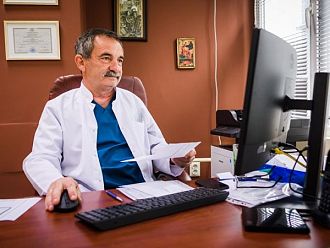 Ортопеди от