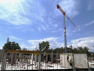 Напредва строежът на Детската клиника към УМБАЛ “Свети Георги”