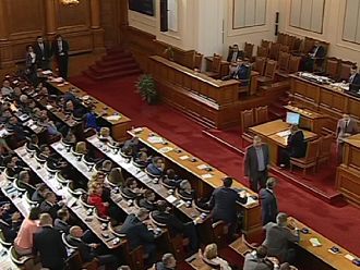 Депутатите приеха правилата за избор на управител на НЗОК