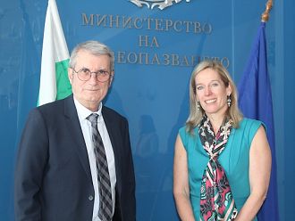 Министърът: Професията педиатър трябва да бъде отново атрактивна за лекарите