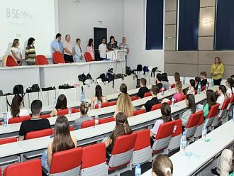 Четирима се борят за едно място в специалност „Медицина“ в МУ – Пловдив