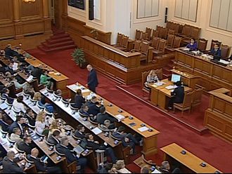 Избират управител на НЗОК