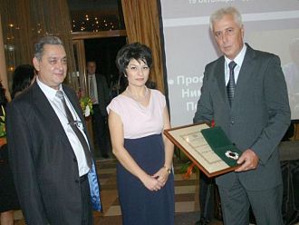 20 години „Лекар на годината“: Проф. Николай Петров го печели през 2012 г.