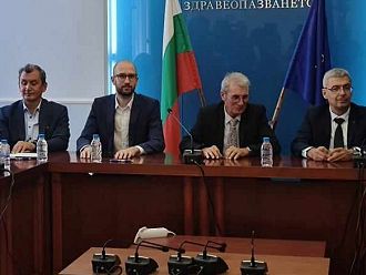 Проф. Хинков: Работим за укрепване на МБАЛ-Враца като цяло