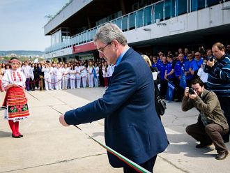 Спортните лодки на МУ-Варна потеглиха на първо плаване в морето