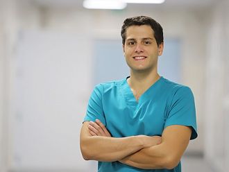 Д-р Стефан Ценов: Винаги си задавам въпроса как бих постъпил, ако пациентът е мой близък