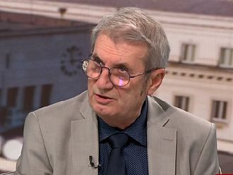 Проф. Хинков: 65% от издадените електронни рецепти са изпълнени