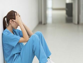 Майка на четиримесечен пациент нападна медсестра в УМБАЛ Русе