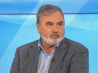 Доц. Кунчев: Грипът закъснява, но няма да ни подмине, в края на януари ще бъде пикът