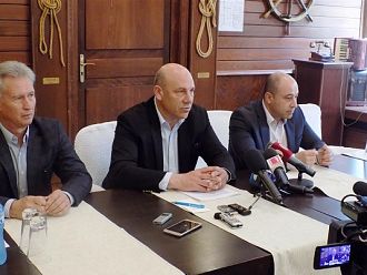 Кметът на Поморие пита военния министър за санаториума 