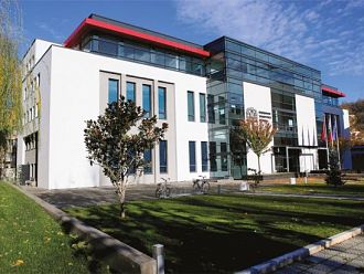 Реновирано студентско общежитие на 14 етажа открива МУ-Пловдив