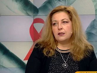 Доц. Нина Янчева: Препоръката е поне веднъж в годината човек да си прави изследване за ХИВ