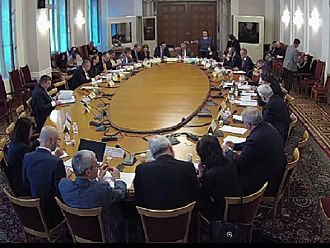 Финансовата комисия прие бюджета на НЗОК, оставиха споровете за зала