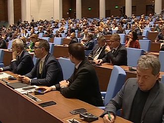 Приеха Държавния бюджет на първо четене