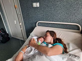 Момче е първото бебе за 2024 година в МБАЛ-Смолян