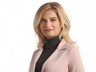 Лекари на ротация по Черноморието през лятото иска министърът на туризма