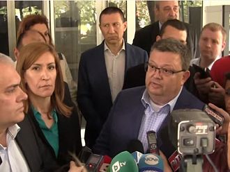 Прокуратурата проверява НЗОК за превеждане на средства без основание