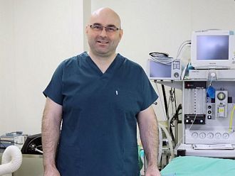 Д-р Калоян Персенски: Сам избрах лекарската професия, но семейната традиция също си каза думата