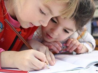 Празник в детските клиники на УМБАЛ „Свети Георги“ за 1 юни